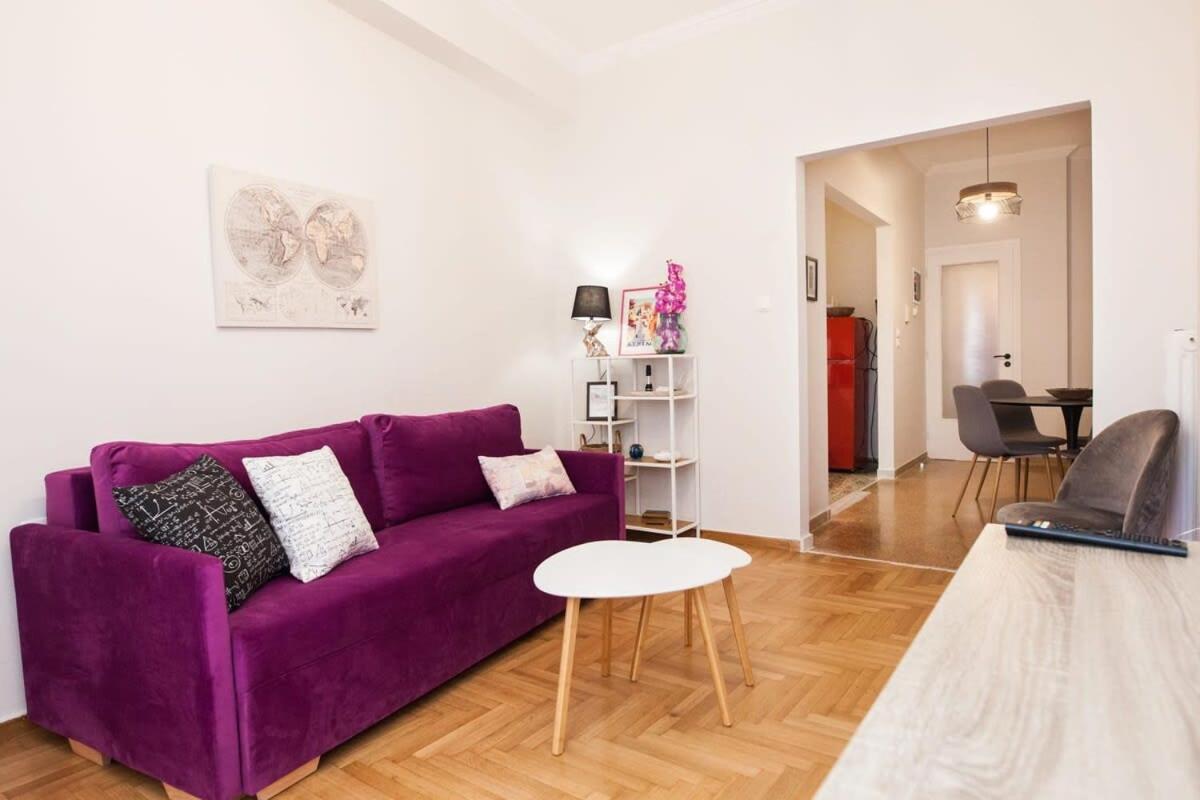 Contemporary Stylish Apartment Located Near Metaxourgeio Area Athens Exterior photo